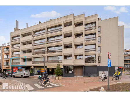appartement te koop in sint-niklaas met 2 slaapkamers