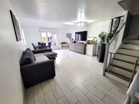 vente maison 6 pièces 88 m² à cergy (95000)  289 000 €