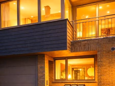 dorps-appartement (duplex) met 2 slaapkamers & terras