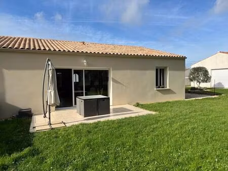 location maison 3 pièces 76 m² à bourcefranc-le-chapus (17560)