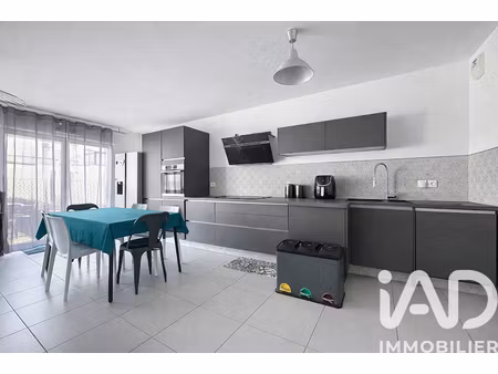 vente maison 5 pièces 100 m² à entressen (13118)  325 000 €