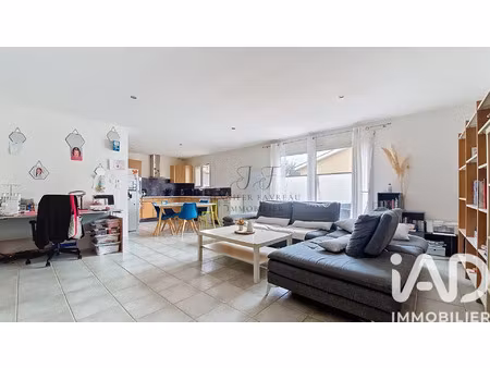 vente maison à tresses (33370) : à vendre / 92m² tresses