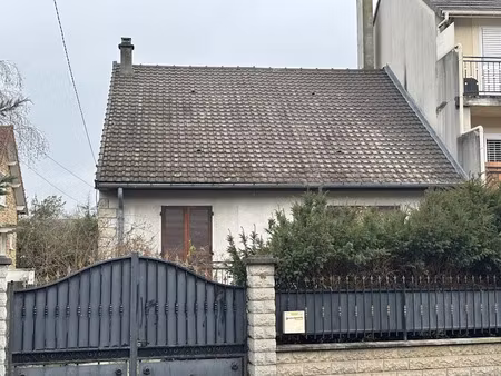 vente maison 4 pièces 77 m² à sainte-genevieve-des-bois (91700)  315 000 €