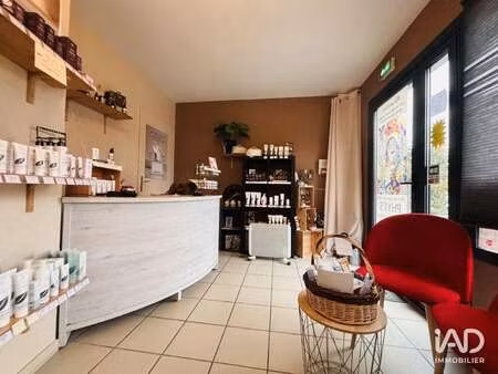 vente bureaux et commerces à saint-vivien-de-médoc (33590) : à vendre / 28m² saint-vivien-