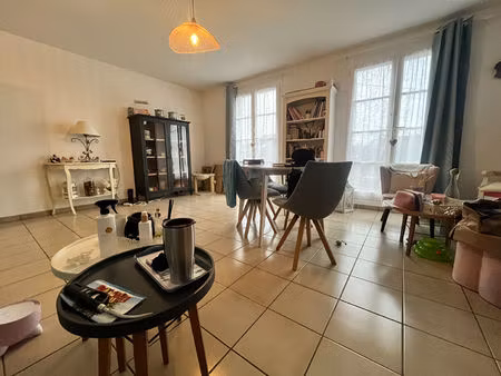 location appartement 2 pièces  56.00m²  dourdan