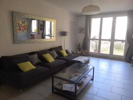 location appartement 1 pièce 11 m² à aix-en-provence (13090)