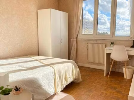 location appartement 1 pièce 12 m² à gagny (93220)