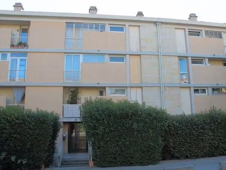 location appartement 2 pièces 50 m² à aix-en-provence (13080)