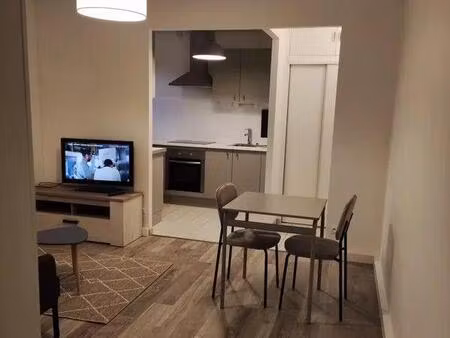 location appartement 2 pièces 41 m² à orléans (45000)