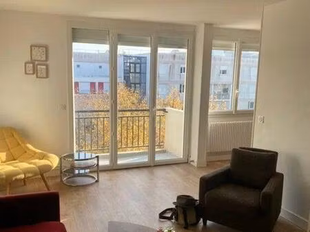 location appartement 1 pièce 85 m² à bordeaux (33000)