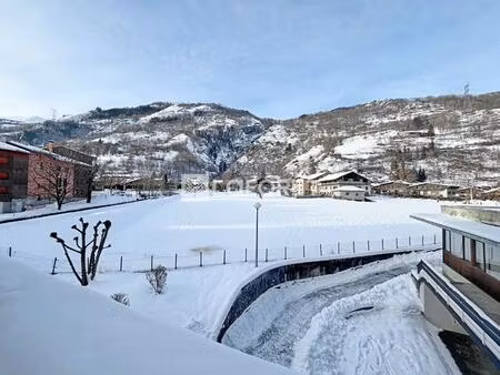 73700 bourg saint maurice centre t2 avec garage et cave