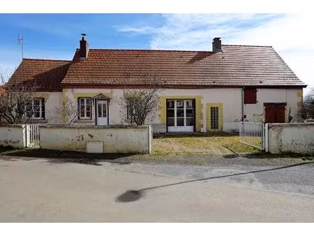 proche digoin! maison de campagne au calme avec jardin