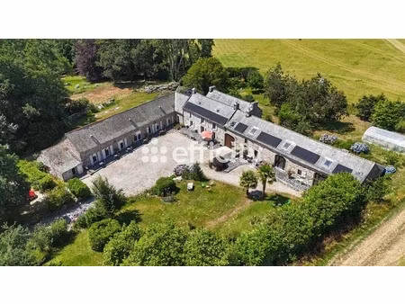 maison 20 pièces - 466 m²