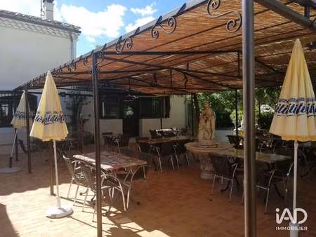 vente bureaux et commerces à saint-remèze (07700) : à vendre / 242m² saint-remèze