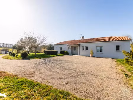 vente maison 5 pièces 169 m² à marmont-pachas (47220)  442 260 €