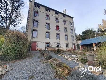 vente immeuble 1021 m² pontaumur (63380)