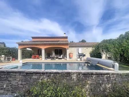 vente maison 5 pièces 172 m² à pierrevert (04860)  546 000 €