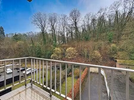 magnifique appartement 2 chambres + garage au pied de la cit