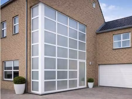 maison spacieuse et lumineuse avec grand jardin