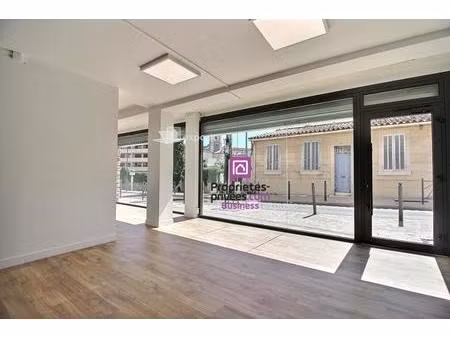 cassis - local commercial a louer - 78 m² - 3 260 euros hthc -