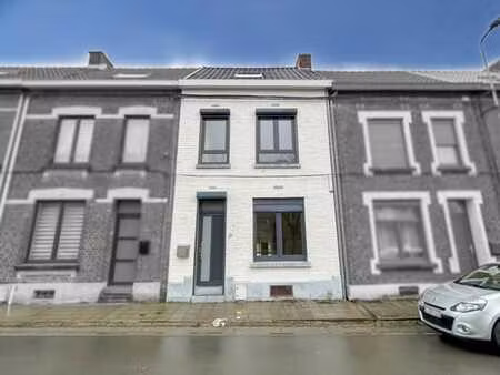 magnifique maison 2ch  garage et jardin