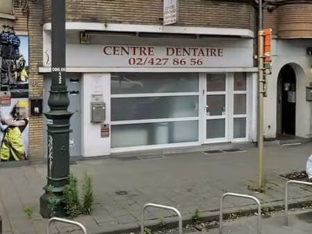 surface commerciale ou appartement sur un axe très fréquenté