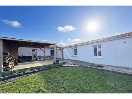 vente maison à saint-maixent-sur-vie (85220) : à vendre / 133m² saint-maixent-sur-vie