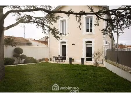 vente maison 7 pièces 163 m² nieul-sur-mer (17137)