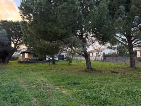 vente terrain 356 m² à aimargues (30470)  137 000 €