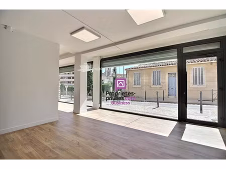 location locaux professionnels 78 m² à cassis (13260)  3 260 €