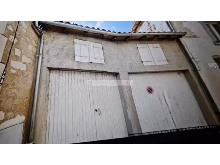 vente parking 44 m² à jarnac (16200)  35 970 €