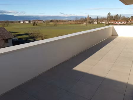 location appartement 3 pièces 69 m² à veigy-foncenex (74140)  2 380 €