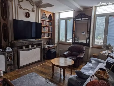 maison 12 pièces 370 m²