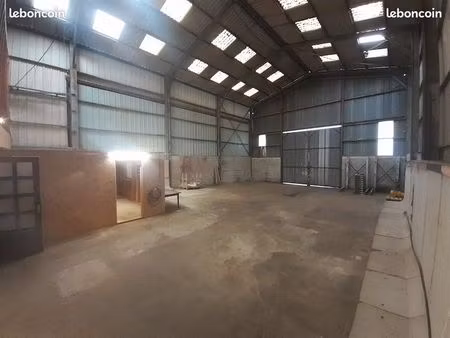 location atelier 200m2