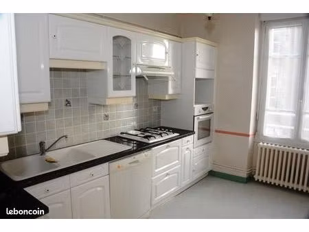 appartement 3 chambres centre fougères proche hôpital