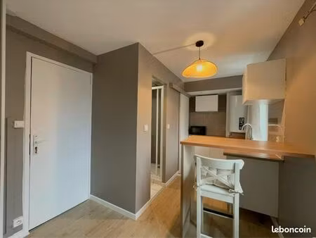 t1 meublé refait à neuf