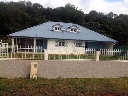 villa t5 à louer à macouria