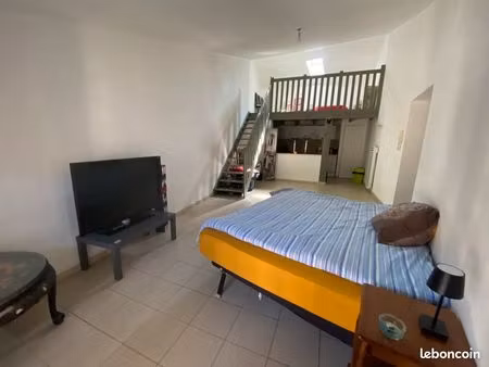 appartement centre ville proche parking et commerce