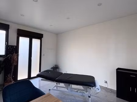 location bureau / salle 16 m² – golf d’ableiges (95)