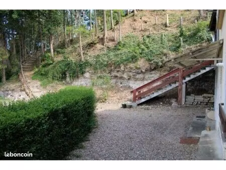 au rez-de-chaussée appartement f2 avec terrasse et garage