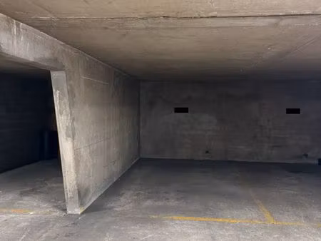 location place de parking