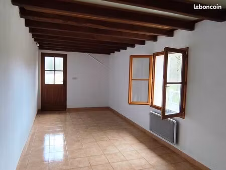 maison à louer bourgueil 750/mois cc