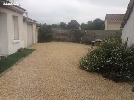 maison 35 m2 + garage et cour