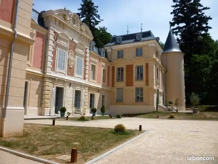 t3 85 m2 dans le parc du couvent