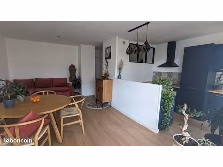 3 t1 meublé - la doua / cusset - avec parking & terasse