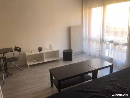 studio meublé 27 m² - aix-en-provence - proche facultés et iut