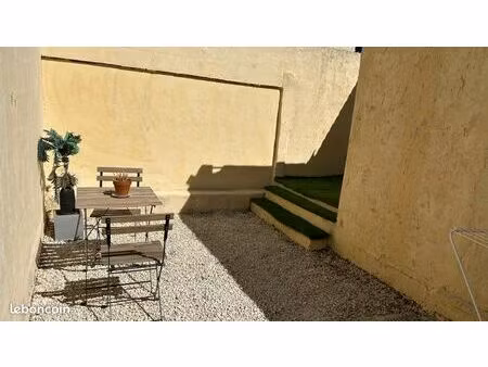 maisonnette avec jardin