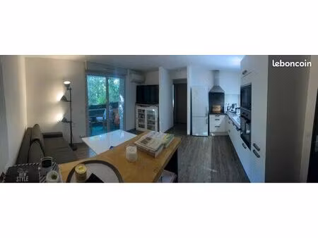 ? à vendre – appartement t2 avec terrasse et parking sur arles