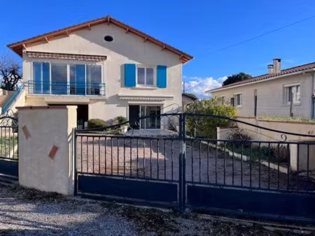 location maison 5 pièces 113 m² à caussade (82300)  990 €