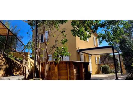 location maison 5 pièces 100 m² à marseille 13ème (13013)  1 850 €